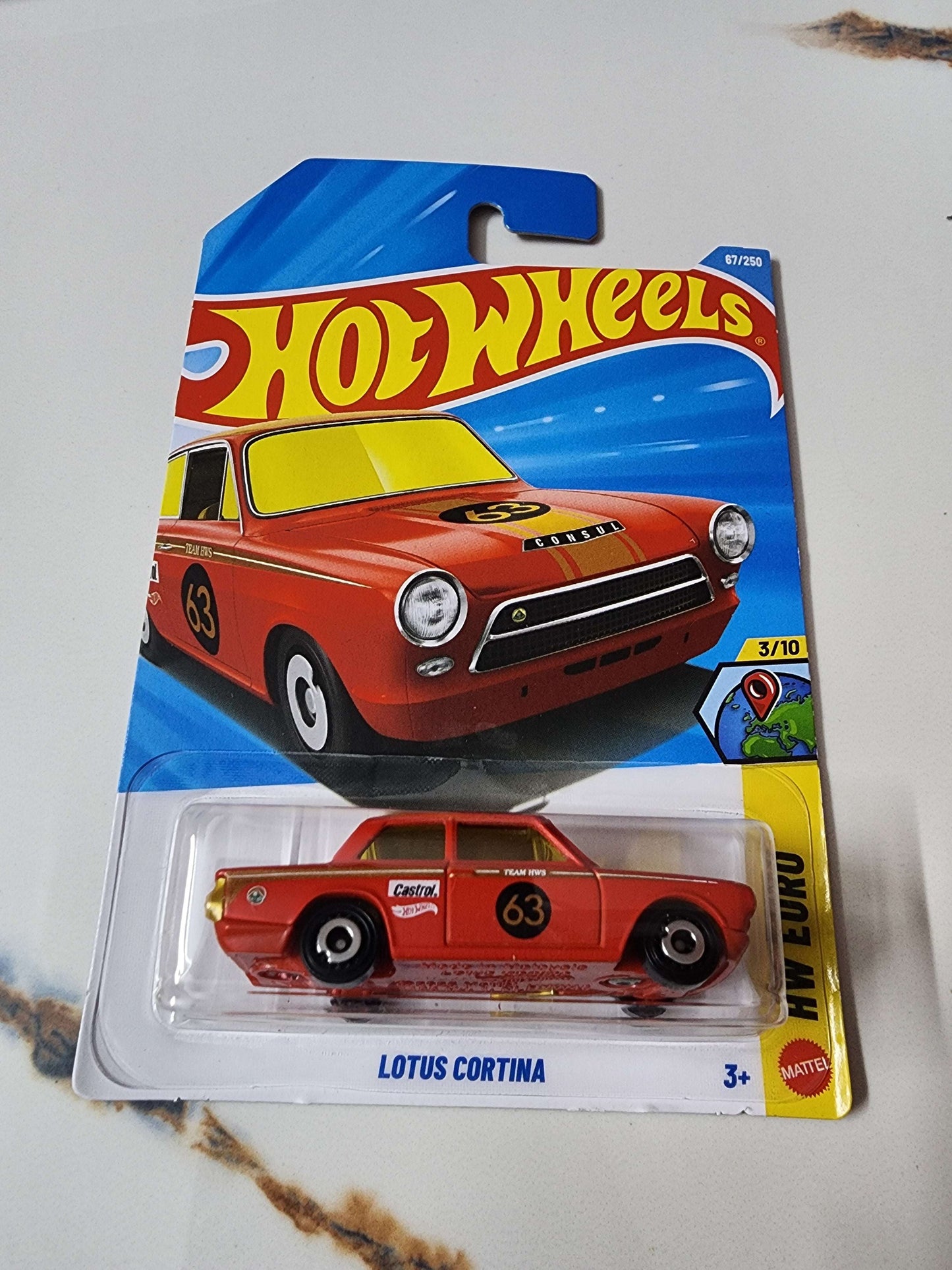 Hot Wheels Mainline D case 2026 : Lotus Cortina