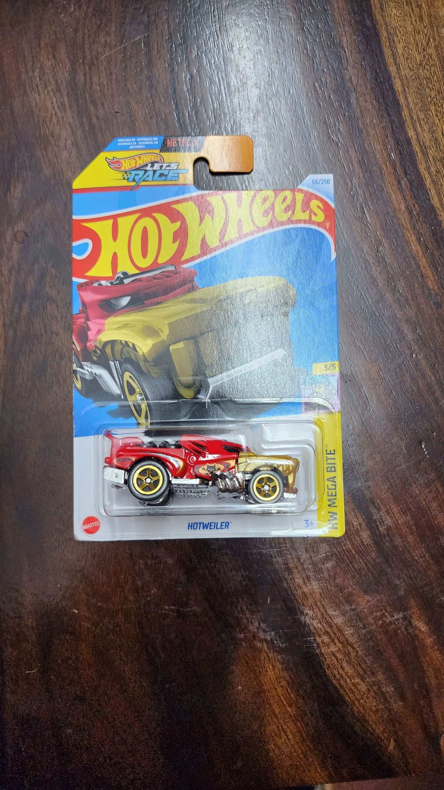 Hot Wheels - Hotweiler - Zoomsters India