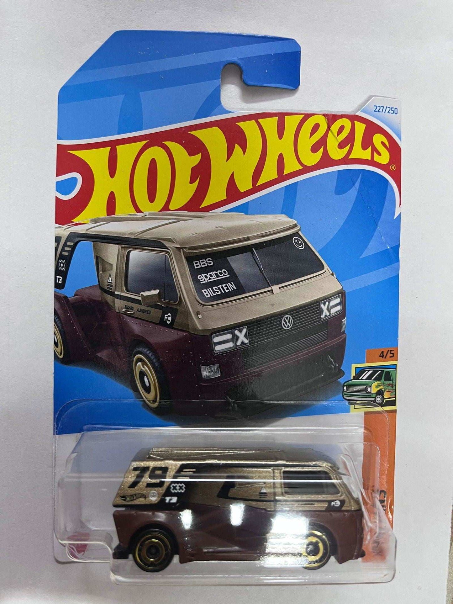 Hot Wheels VW T3 Custom - Zoomsters India