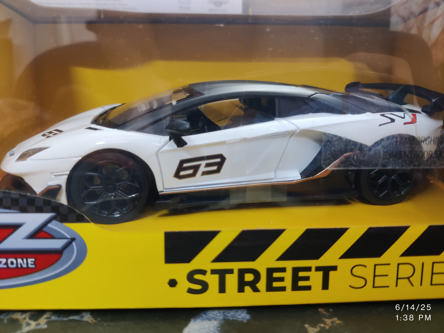MSZ : Lamborghini Aventador SVJ - 1:24