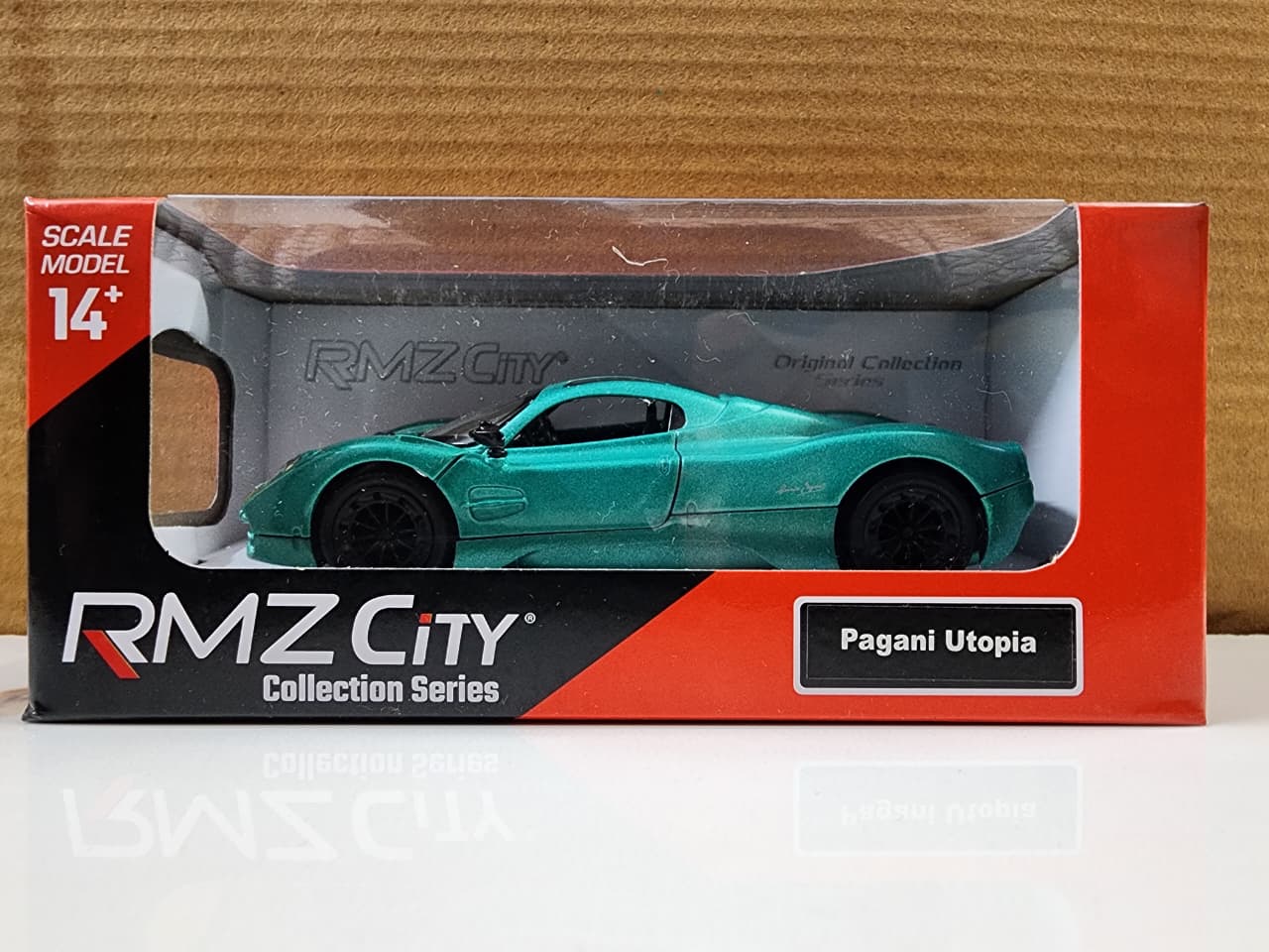 RMZ City Pagani Utopia 1:36 Diecast Model
