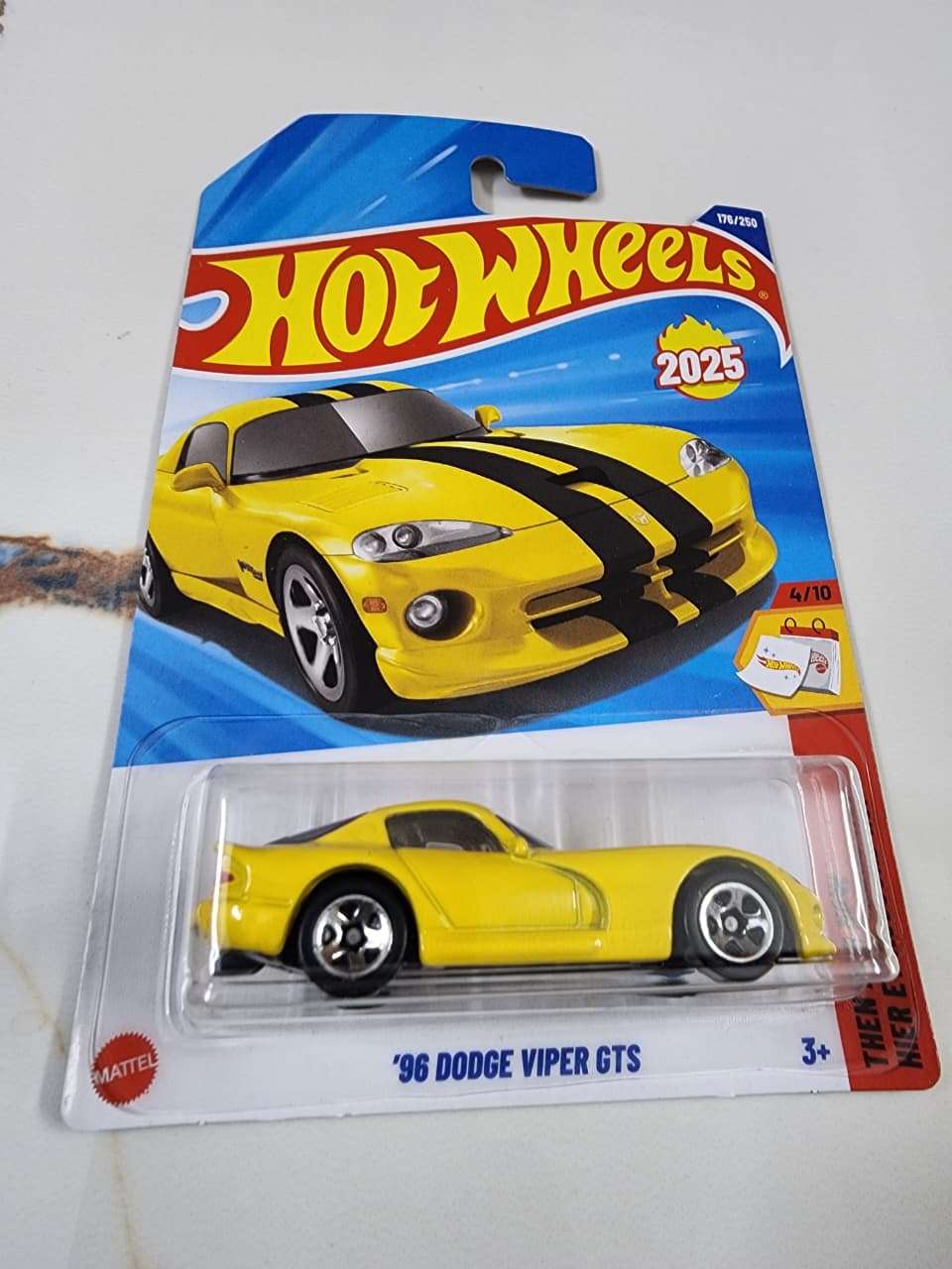 Hot Wheels Mainline 2025 : 96 Dodge Viper GTS – Zoomsters India