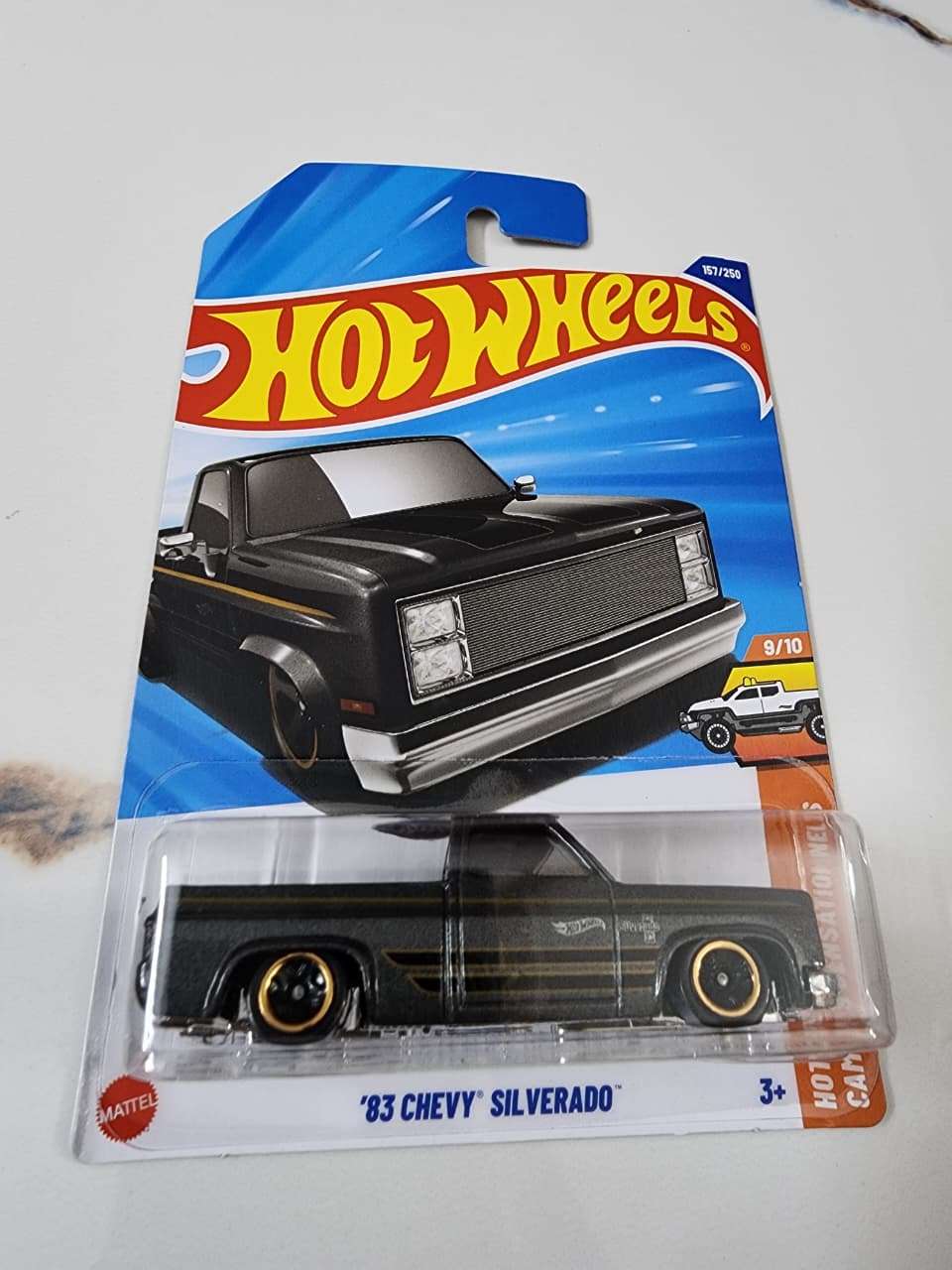 Hot Wheels Mainline 2025 : 83 Chevy Silverado – Zoomsters India
