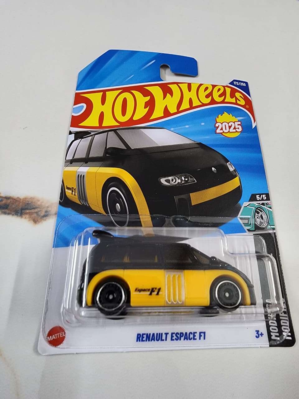 Hot Wheels Mainline 2025 : Renault Espace F1 – Zoomsters India
