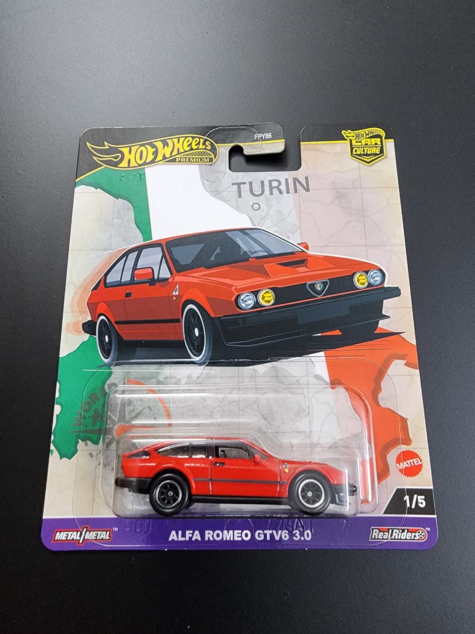 Hot Wheels Premium Car Culture : Alfa Romeo GTV6 3.0
