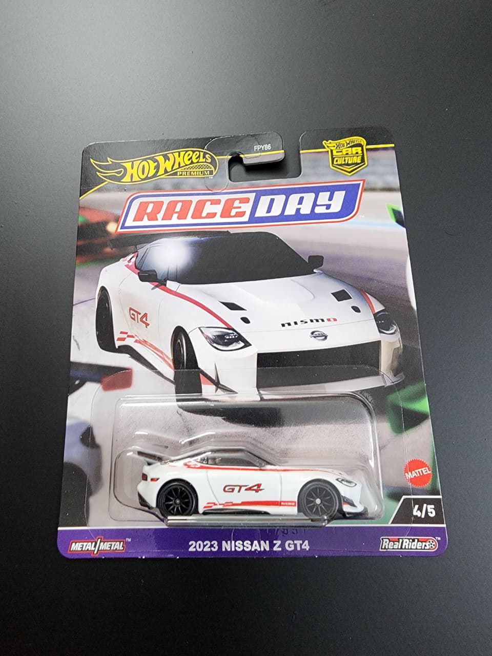 Hot Wheels Premium Car Culture : Race Day - 2023 Nissan Z GT4