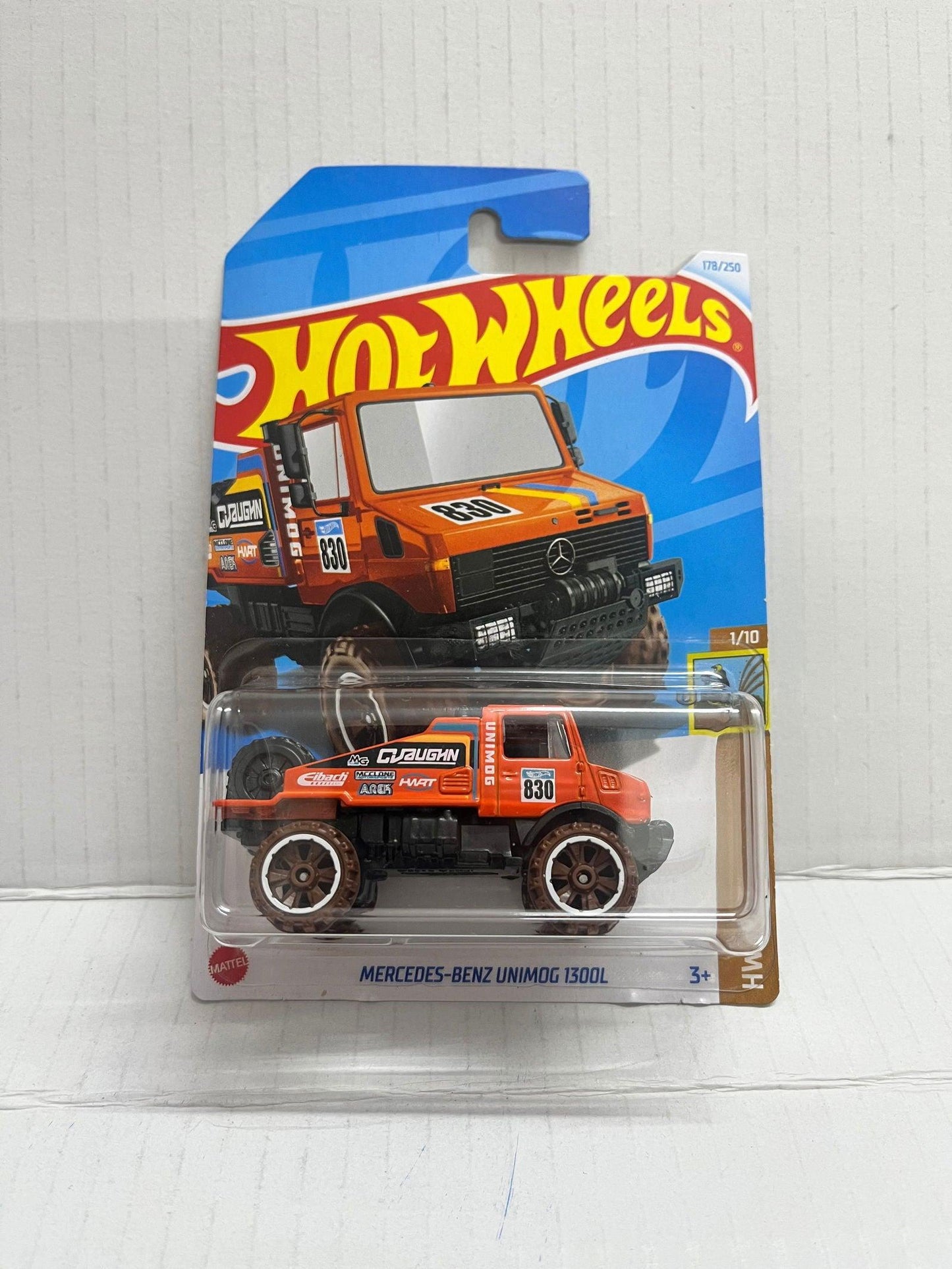 Mercedes-Benz Unimog : Orange - Zoomsters India
