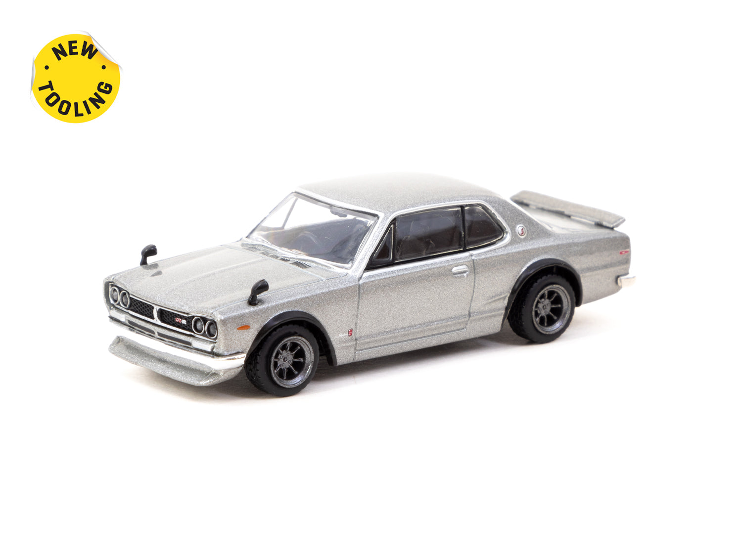 希少品　新品未開封Sky line 2000 GT-X KGC10 Silver Tarmac Works Nissan Skyline 2000 GT-R ( KPGC10) Silver ( GLOBAL64