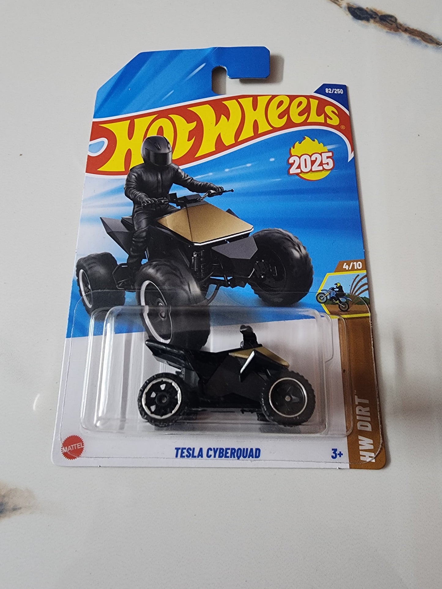 Hot Wheels 2025 L Case : Tesla Cyberquad