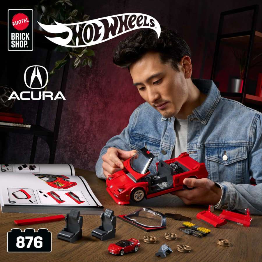 Mattel Brick Shop Hot Wheels ’90 Acura Nsx Building Toy (876 Pieces)