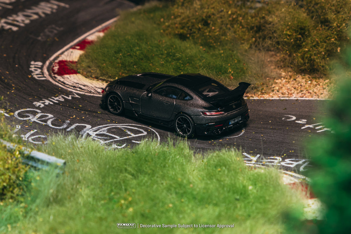 Tarmac Works 1/64: Mercedes Benz AMG GT Black series