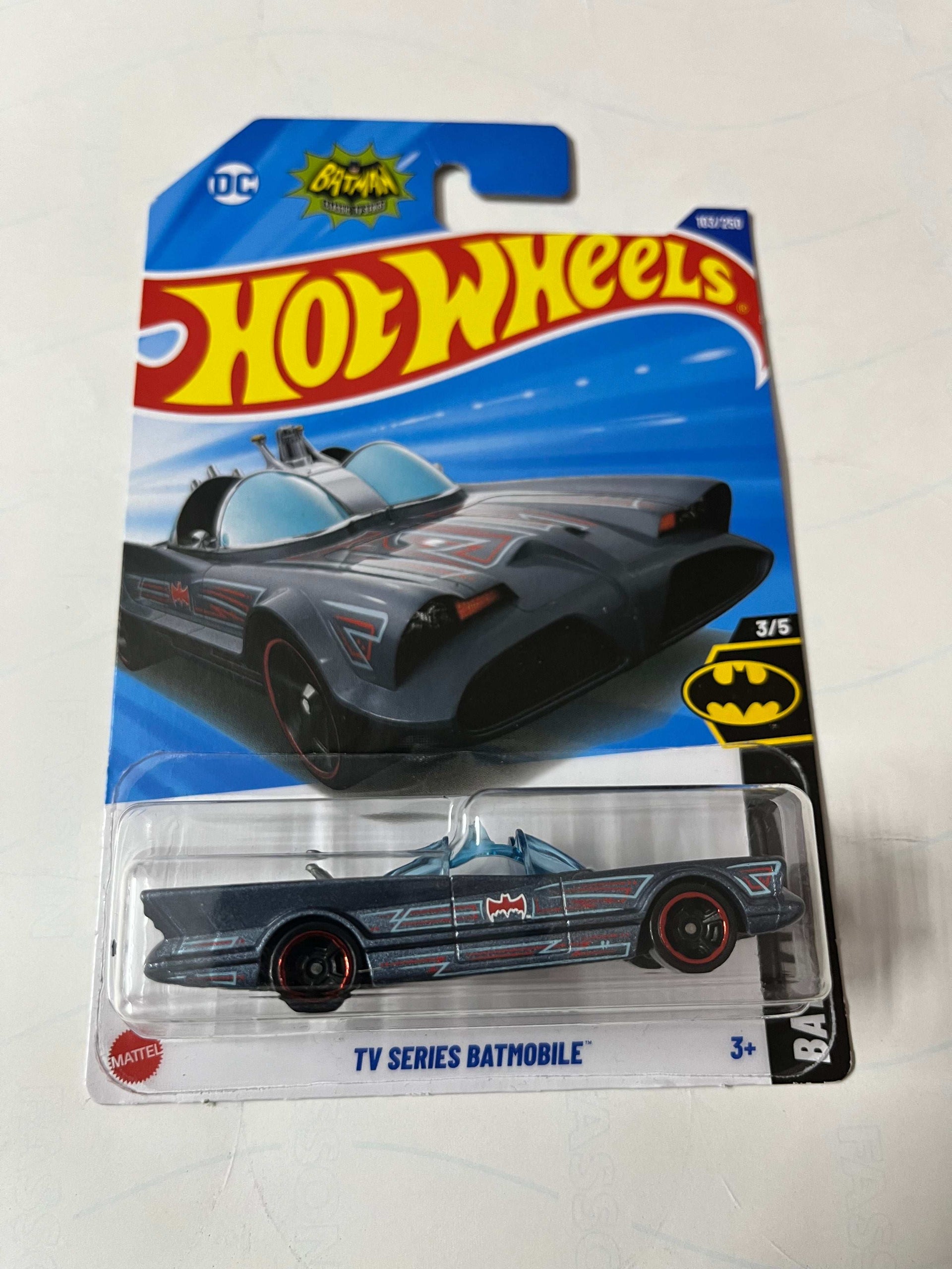 Hot Wheels ID Batman Batmobile 1:64 Série TV Classique - DC Collectible - P13