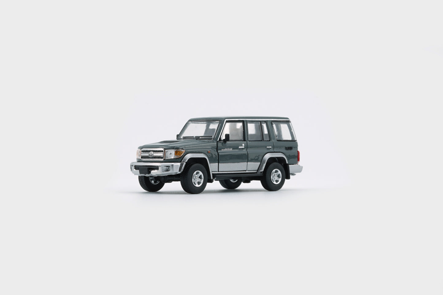 BMC 1:64: Toyota Land Cruiser LC76- Dark Grey (LHD) - 64B0345