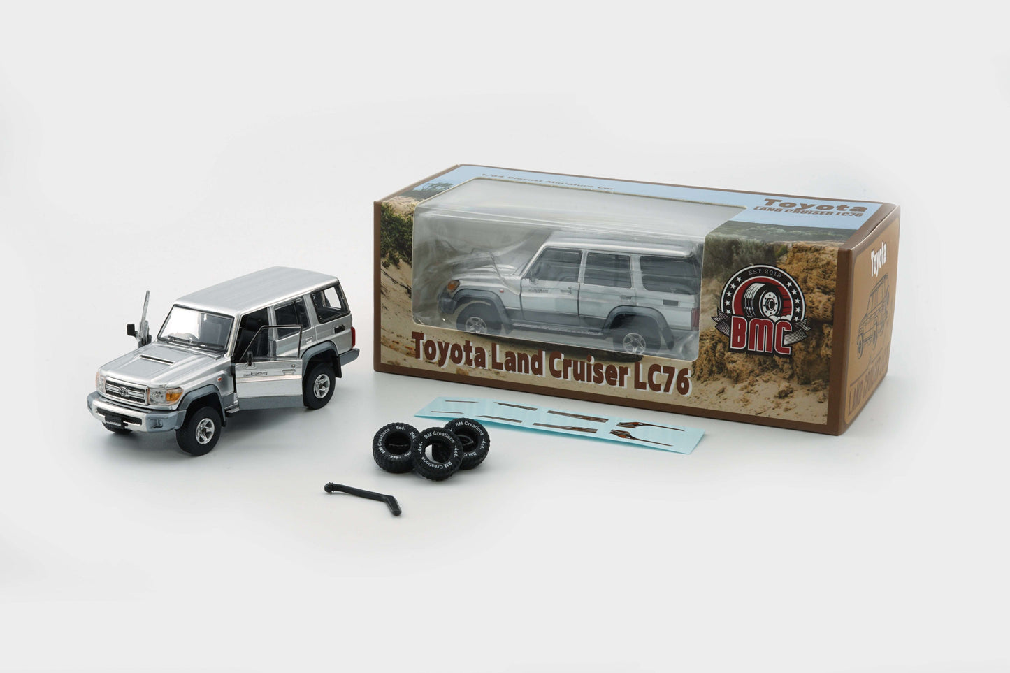 BMC 1:64: Toyota Land Cruiser LC76- Silver (LHD) - 64B0349