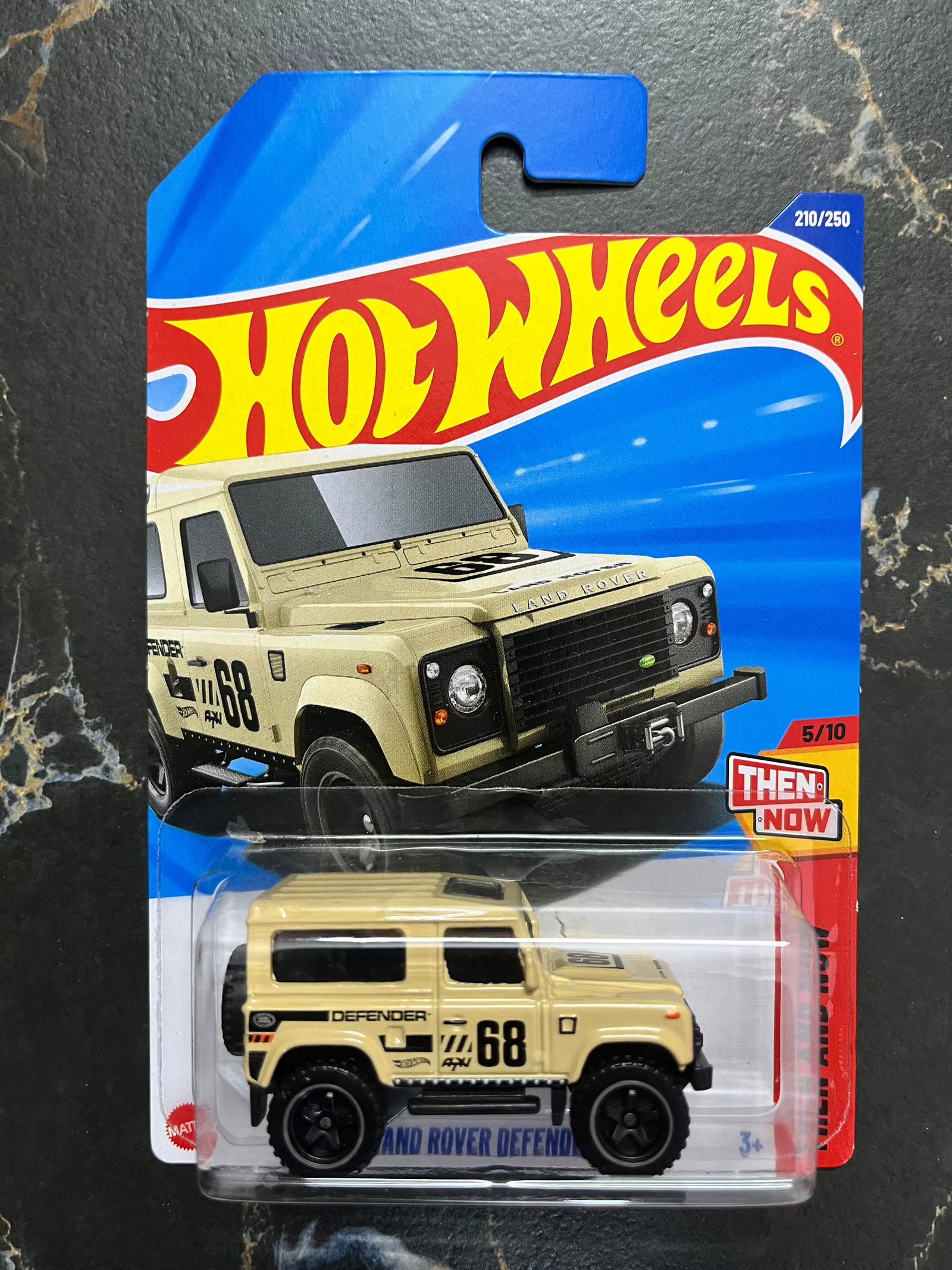 Hot Wheels 2025 K Case Mainline - Land Rover Defender 90 - Zoomsters India