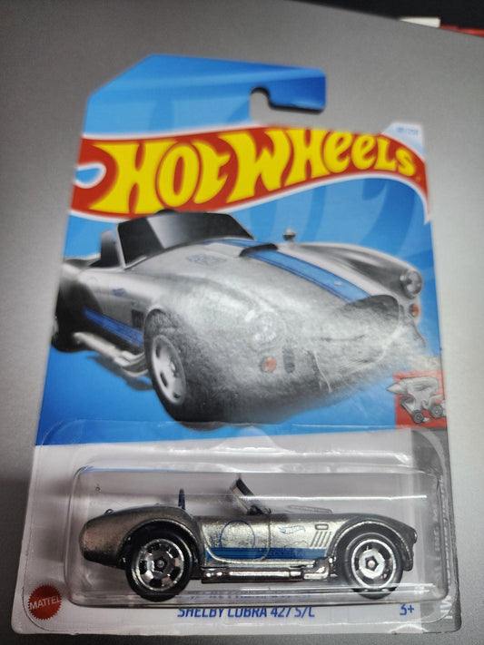 Hot Wheels Legend: Shelby Cobra 427 S/C - Zoomsters India