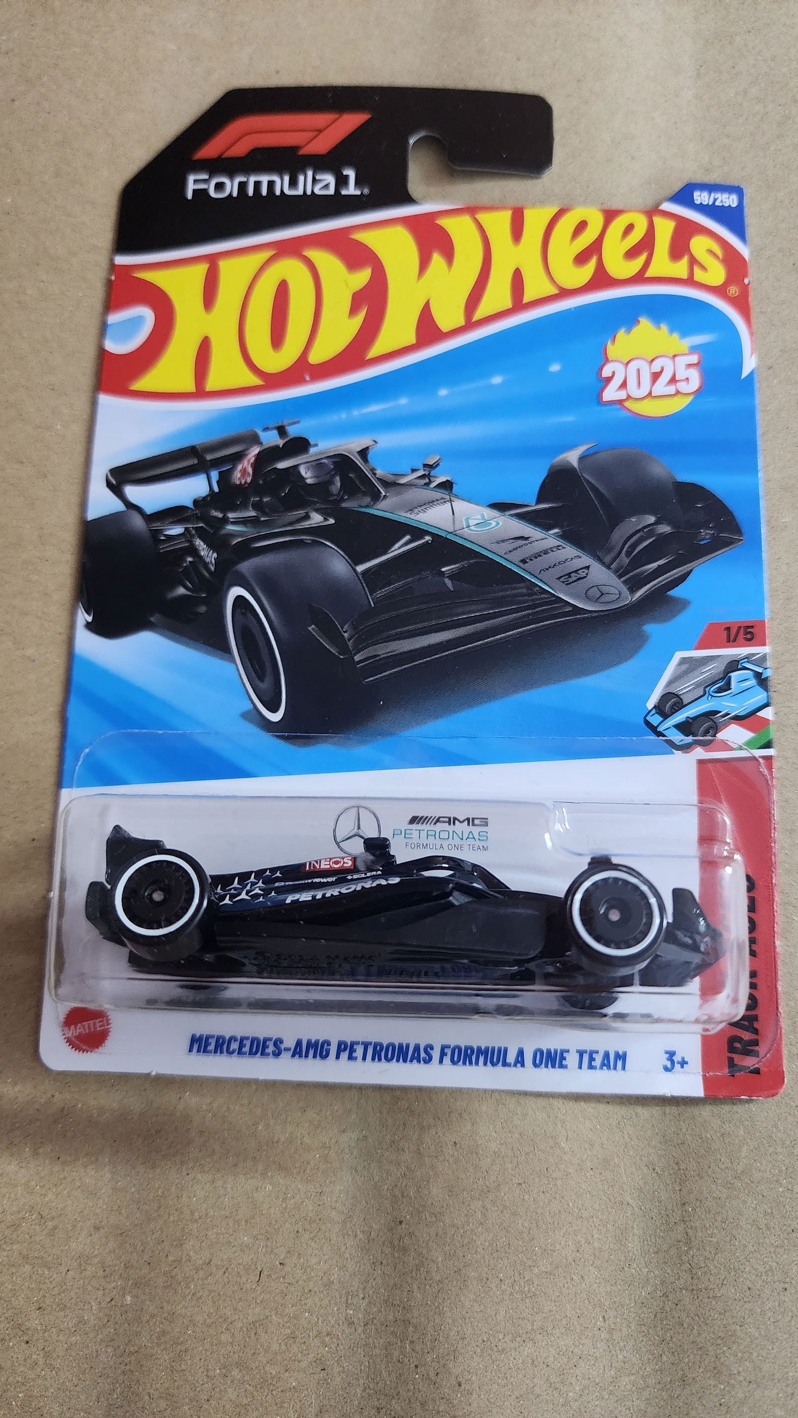Hot Wheels Mercedes - AMG Petronas Formula One Team - Zoomsters India