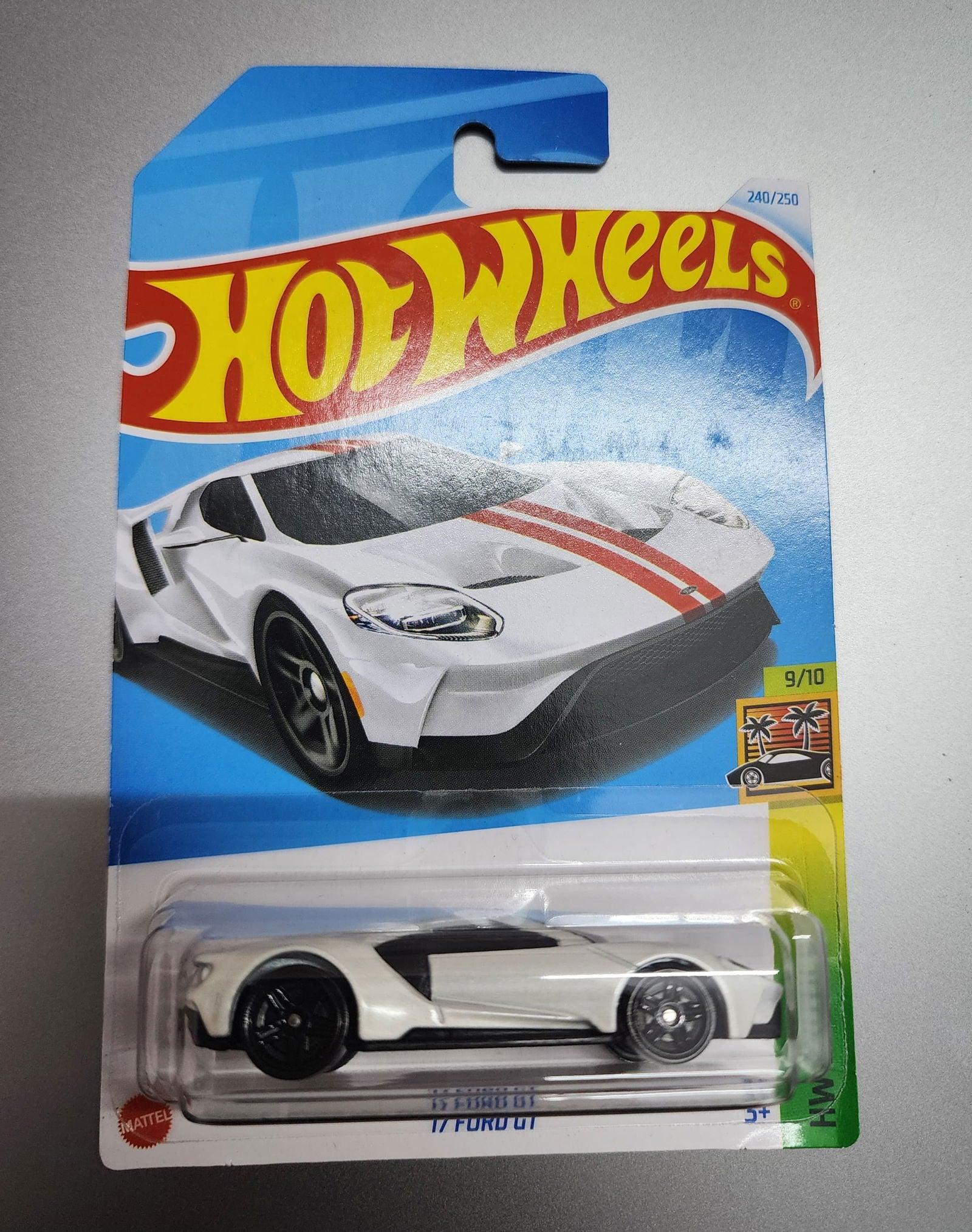 Hot Wheels 17 FORD GT : The Ford GT Legend Reborn - Zoomsters India