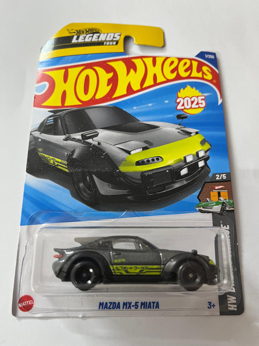 Hot Wheels  : Mazda MX-5 Miata - Grey