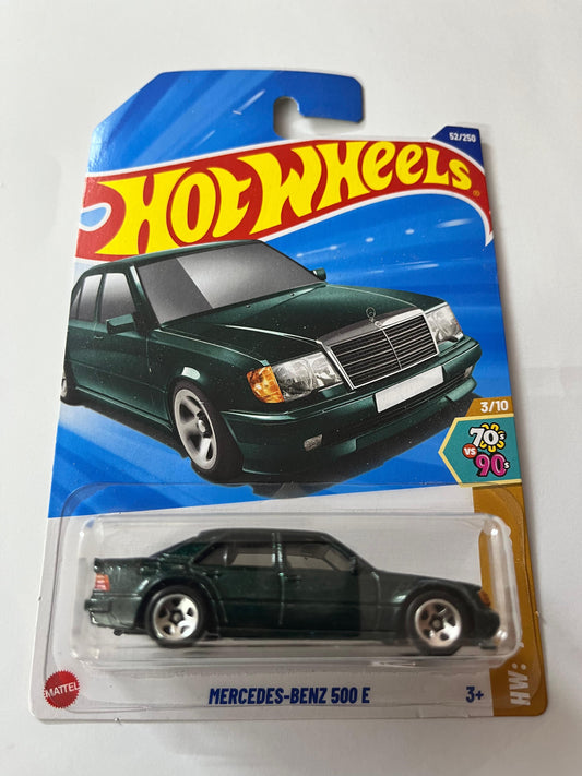 Hot Wheels  : Mercedes Benz 500 E