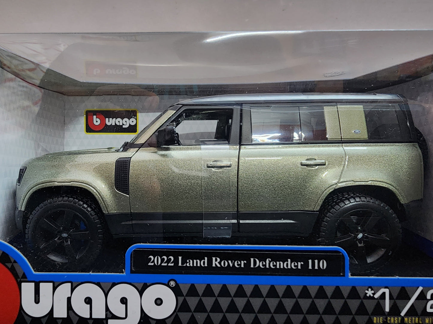 Bburago : Land Rover Defender - 1:24