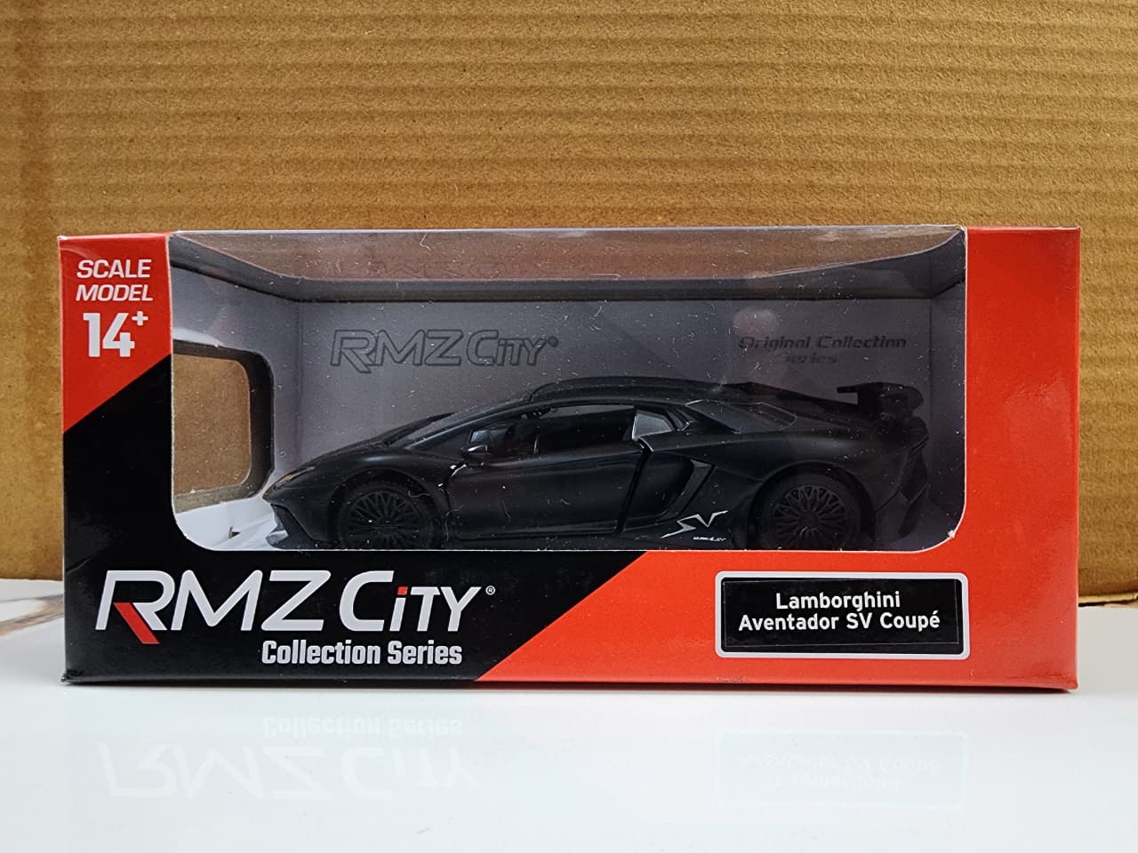 RMZ City Lamborghini Aventador SV Coupe  1:36 Diecast Model
