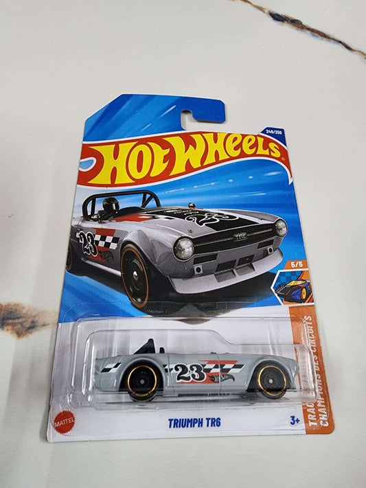 Hot Wheels Mainline : Triumph TR6 ( Treasure Hunt )