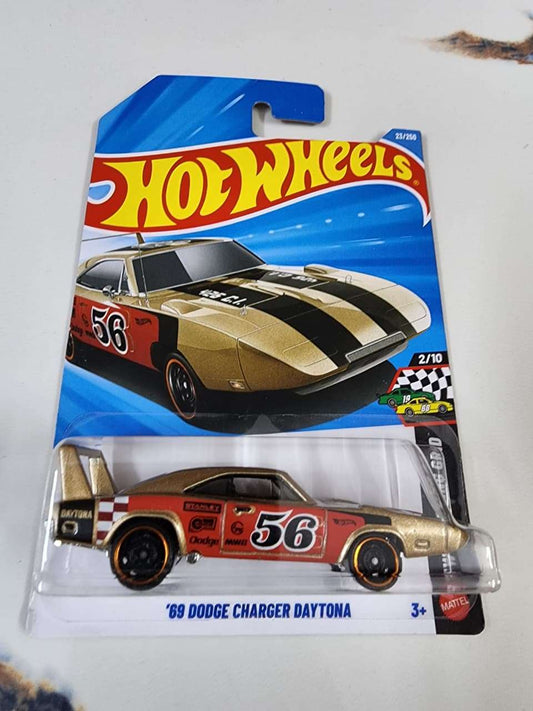 Hot Wheels Mainline A case 2026  : 69 Dodge Charger Daytona