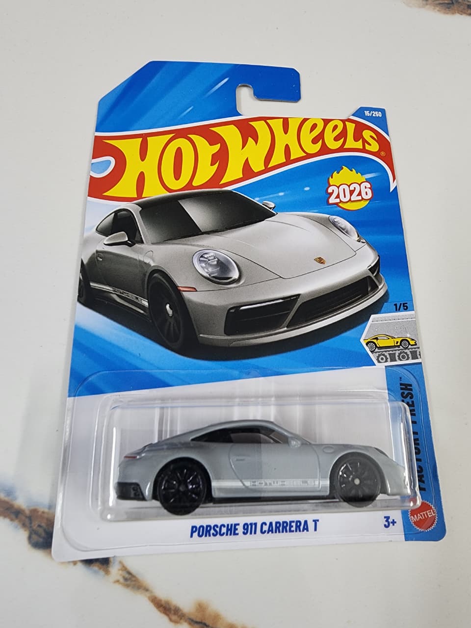 Hot Wheels Mainline A case 2026  : Porsche 911 Carrera T