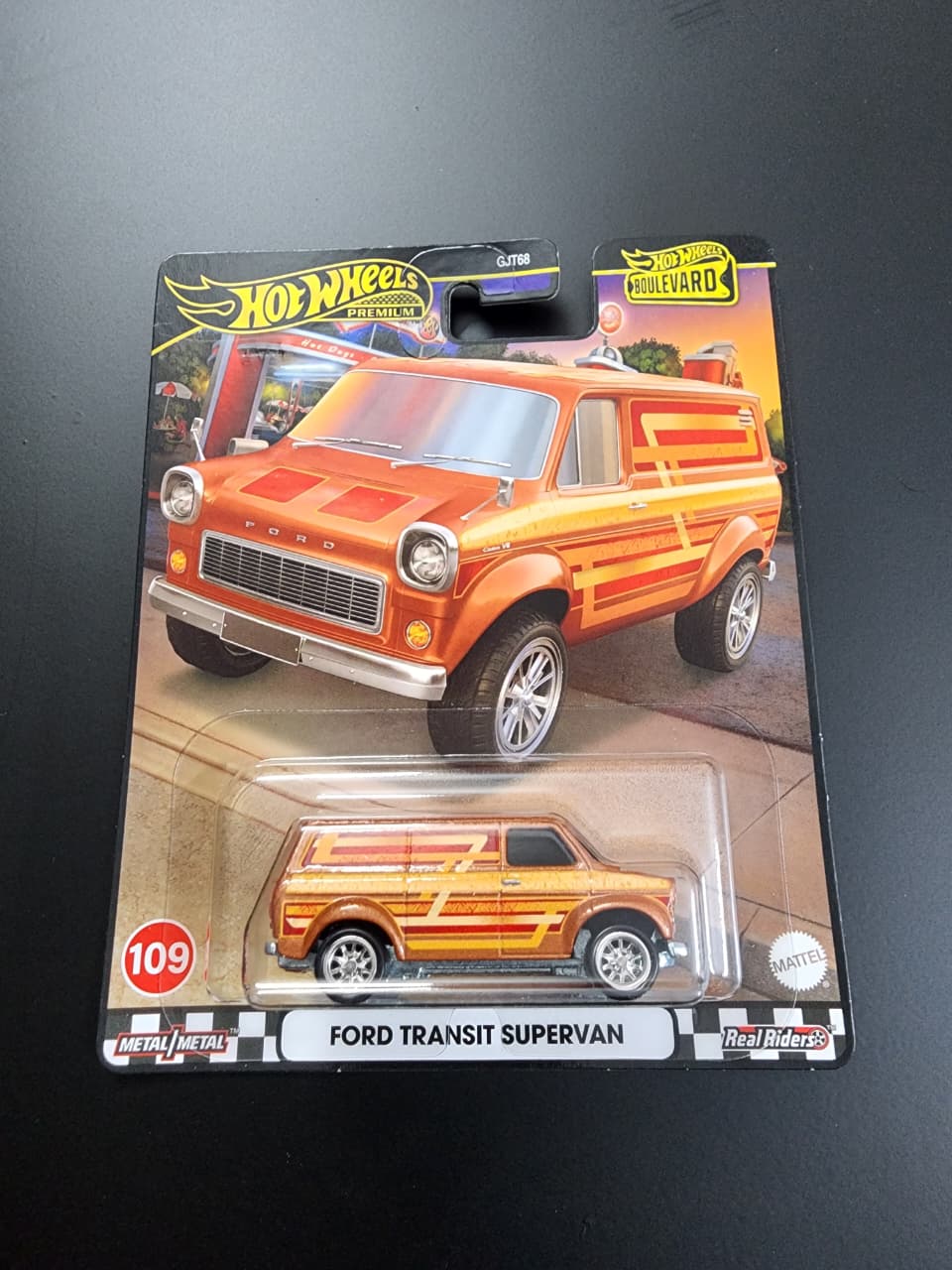 Hot Wheels Premium Boulevard  : Ford Transit Supervan