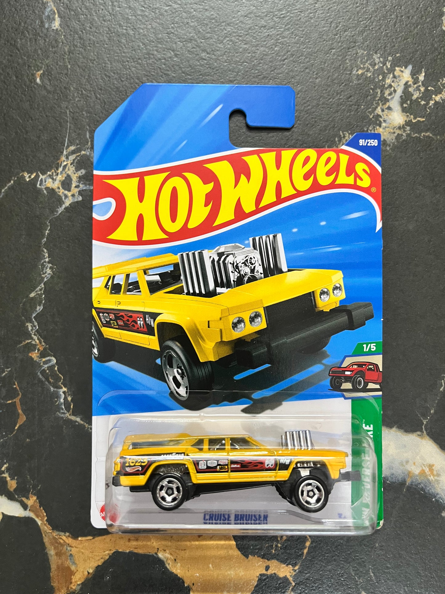 Hot Wheels 2025 K Case Mainline - Cruise Bruiser (Yellow)