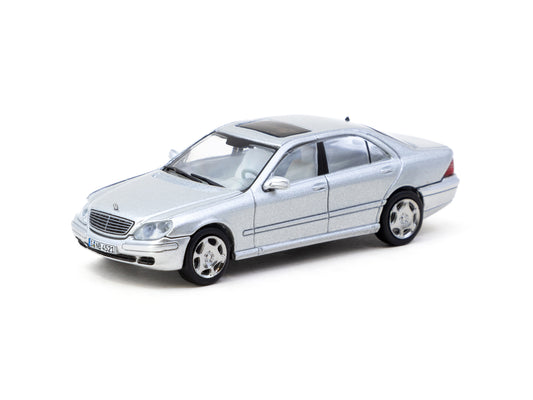 Tarmac Works  Mercedes-Benz S-Class Brilliant  Silver Metallic  (GLOBAL64 T64G-072-SL)