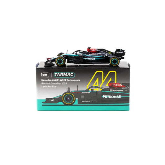 Tarmac Works 1/64: Mercedes-AMG F1 W12 E Performance New York Demo Run 2024 Lewis Hamilton (X iXO Models T64G-F037-NY)