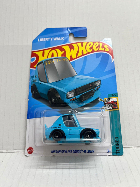 Tooned : Nissan Skyline 2000GT-R LBWK - Zoomsters India