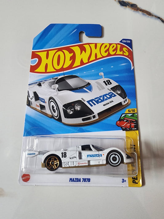 Hot Wheels 2025 M Case : Mazda 787B