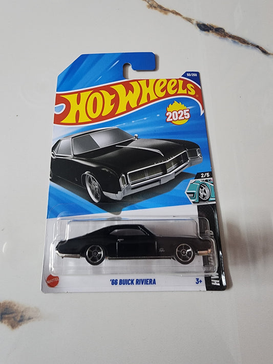 Hot Wheels 2025 L Case : Buick Riviera