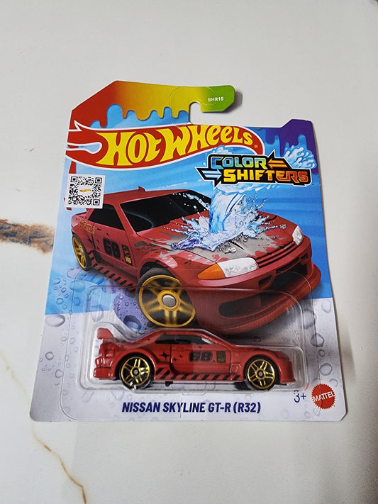 Hot Wheels Color Shifters: Nissan Skyline GT-R (R32) - The Legendary Color-Changing JDM Icon!