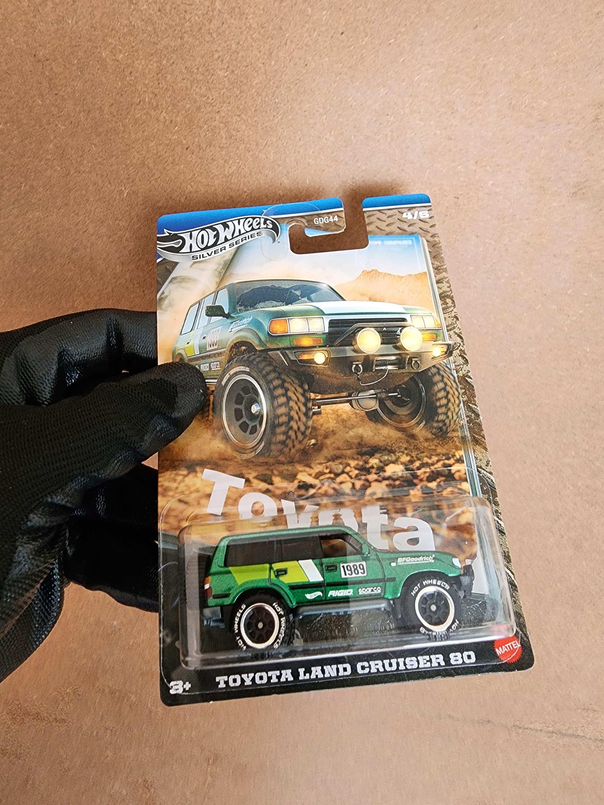 Hot Wheels Silver Series 2025: The Complete Toyota Truck Collection - Set of 5!