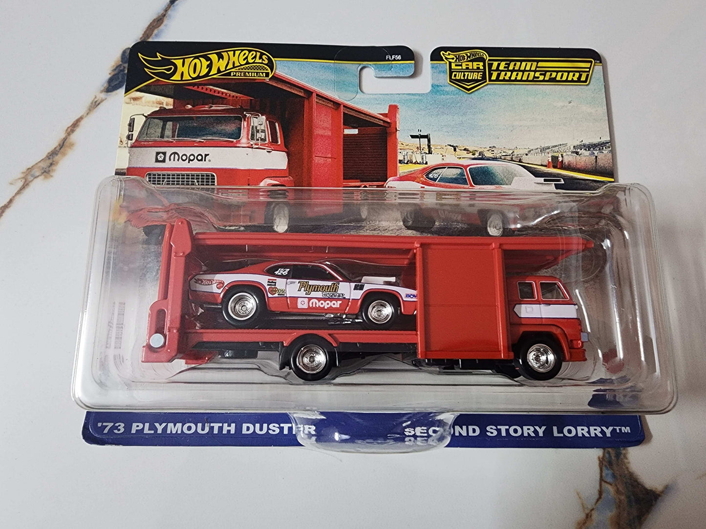 Hot Wheels Team Transport : 73 Plymouth Duster and Second Story Lorry