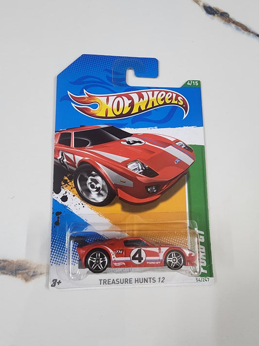 Hot Wheels Treasure Hunts 12 : Ford GT (With Free Card Protector)