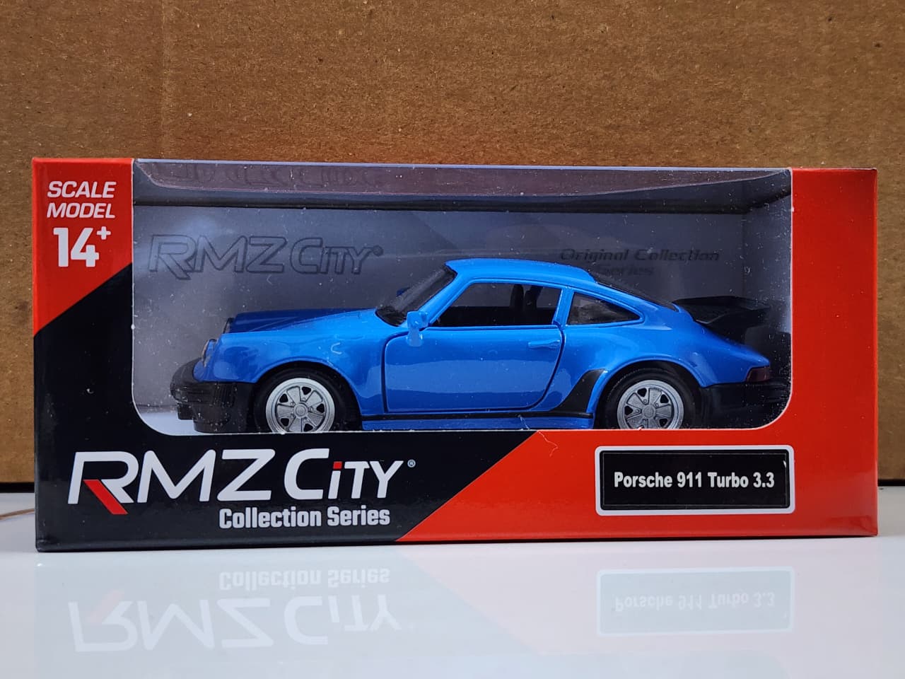 RMZ City: Porsche 911 Turbo 3.3 – Zoomsters India