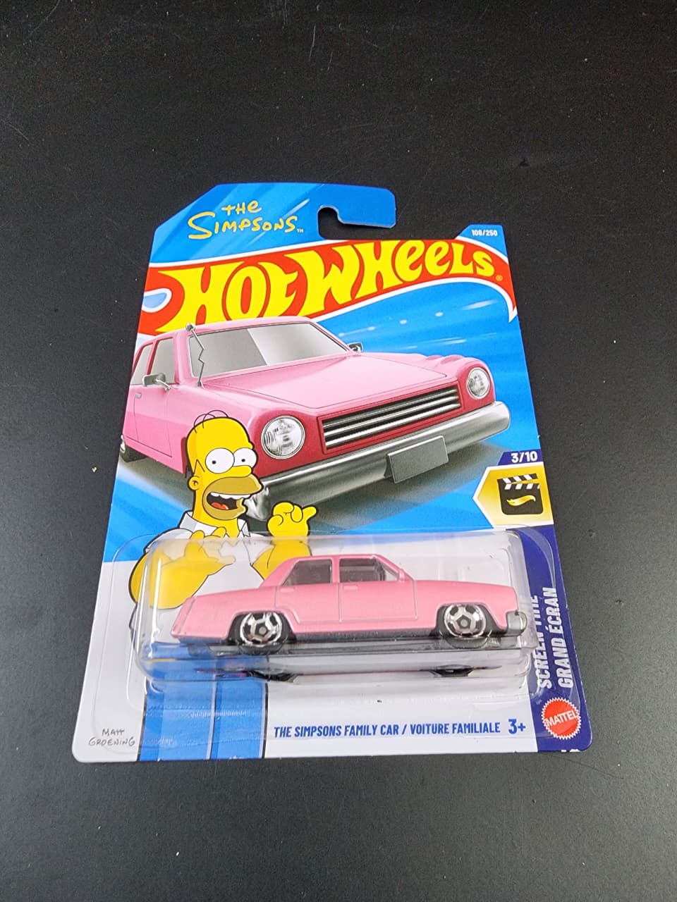 Hot Wheels Mainline E Case 2026: The Simpsons Family Car / Voiture Familiale
