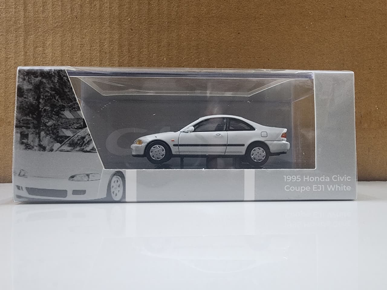 Para 64 : 1995 Honda Civic Coupe EJI -White