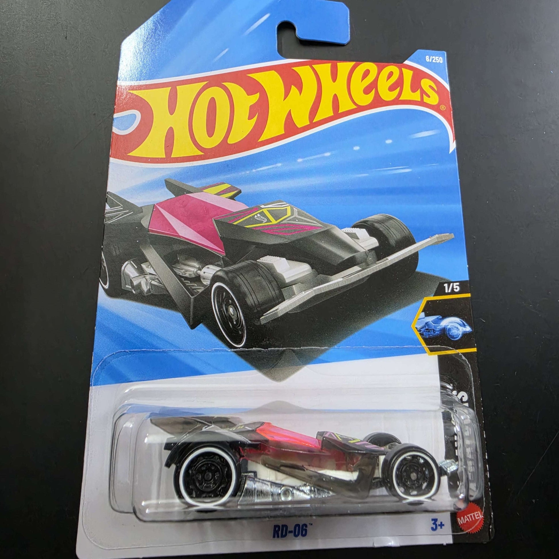 Hot Wheels Mainline G Case 2026: RD-06 – HW Sky Show Edition