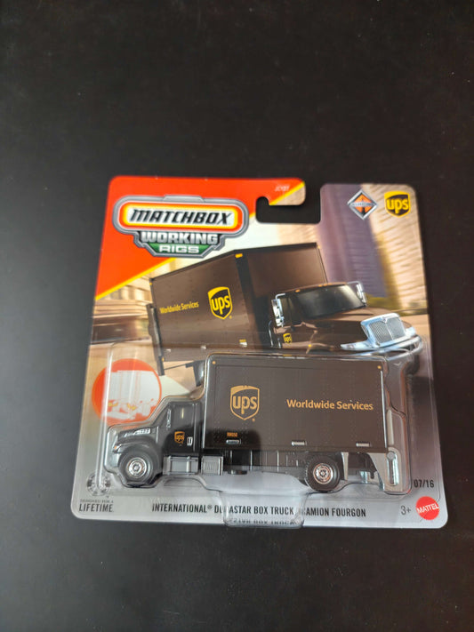 Matchbox Working Rigs  2026 : International Durastar Box Truck / Camion Fourgon