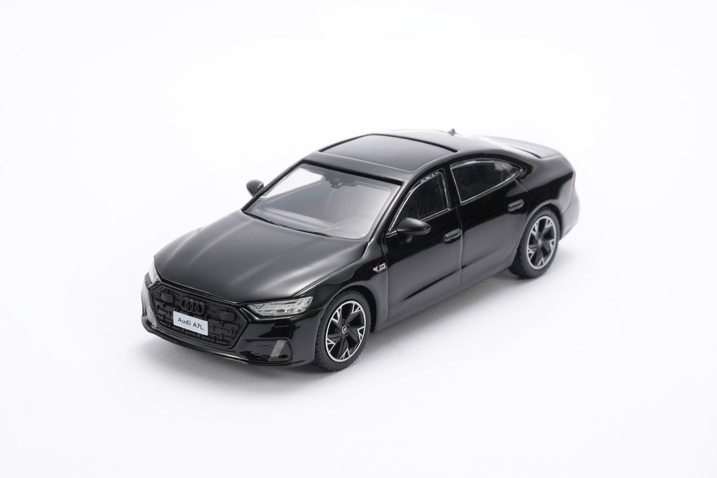 Massdi 1:64  2022 Audi A7L Black
