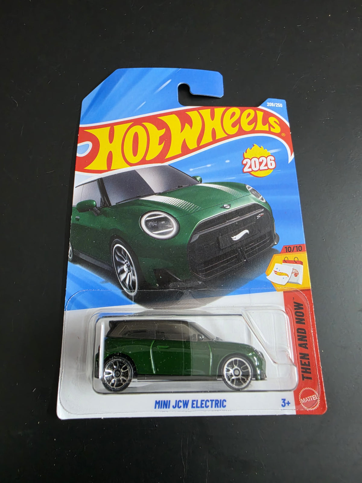 Hot Wheels Mainline Q Case 2026 : Mini JCW Electric