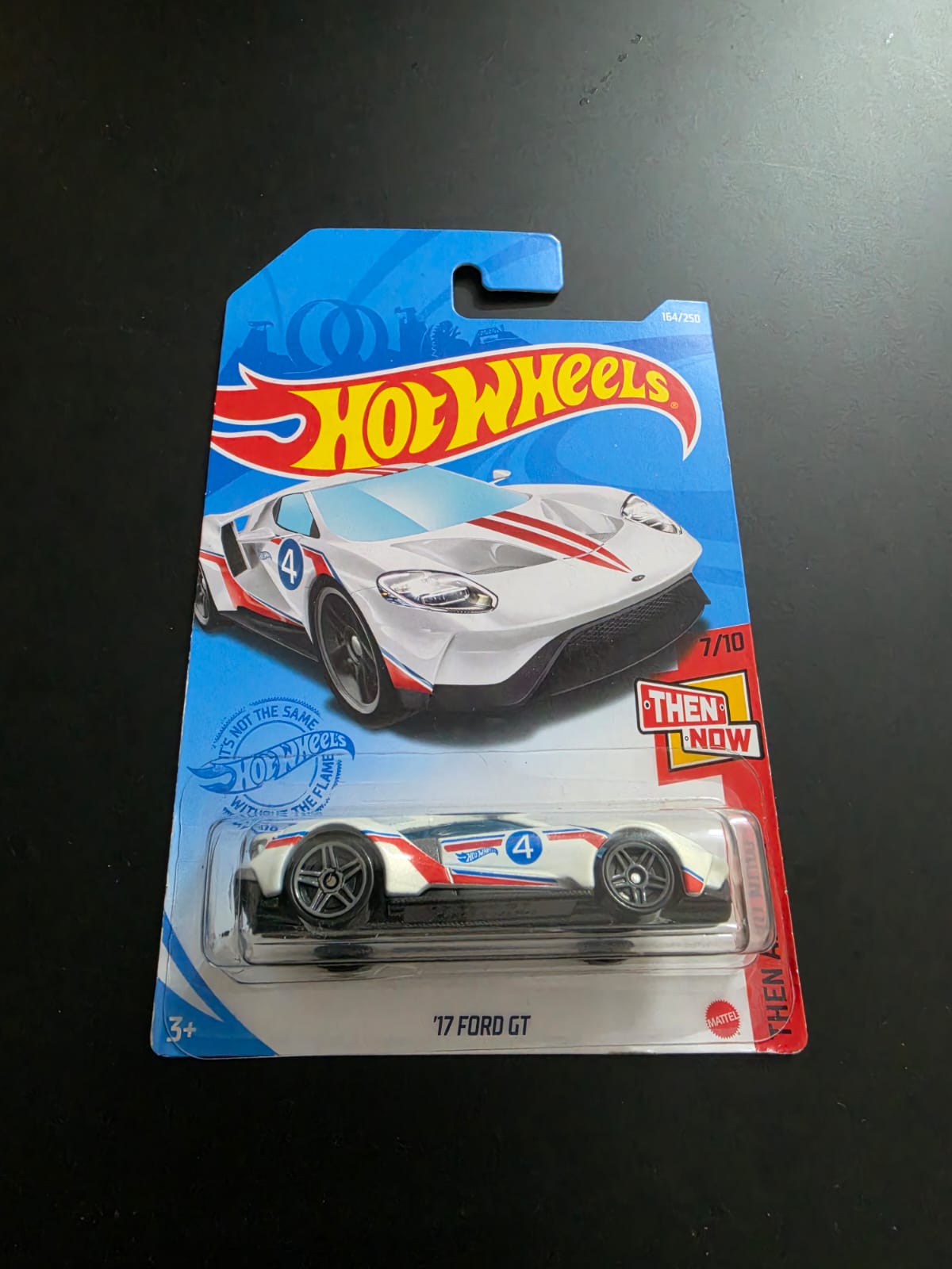 Hot Wheels Mainline : 17 Ford GT (Imported)