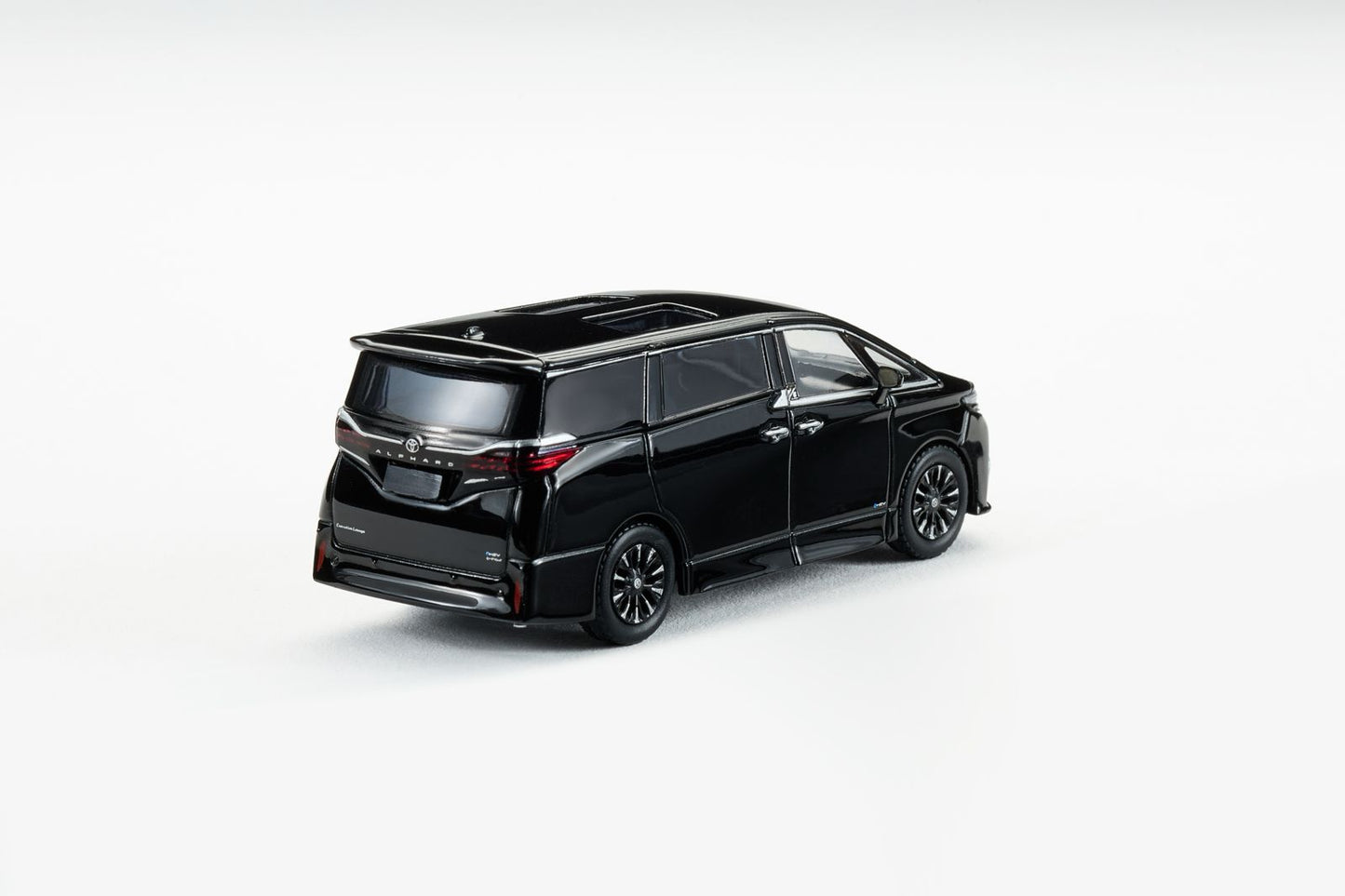 Massdi 1:64 2023 Toyota Alphard Black