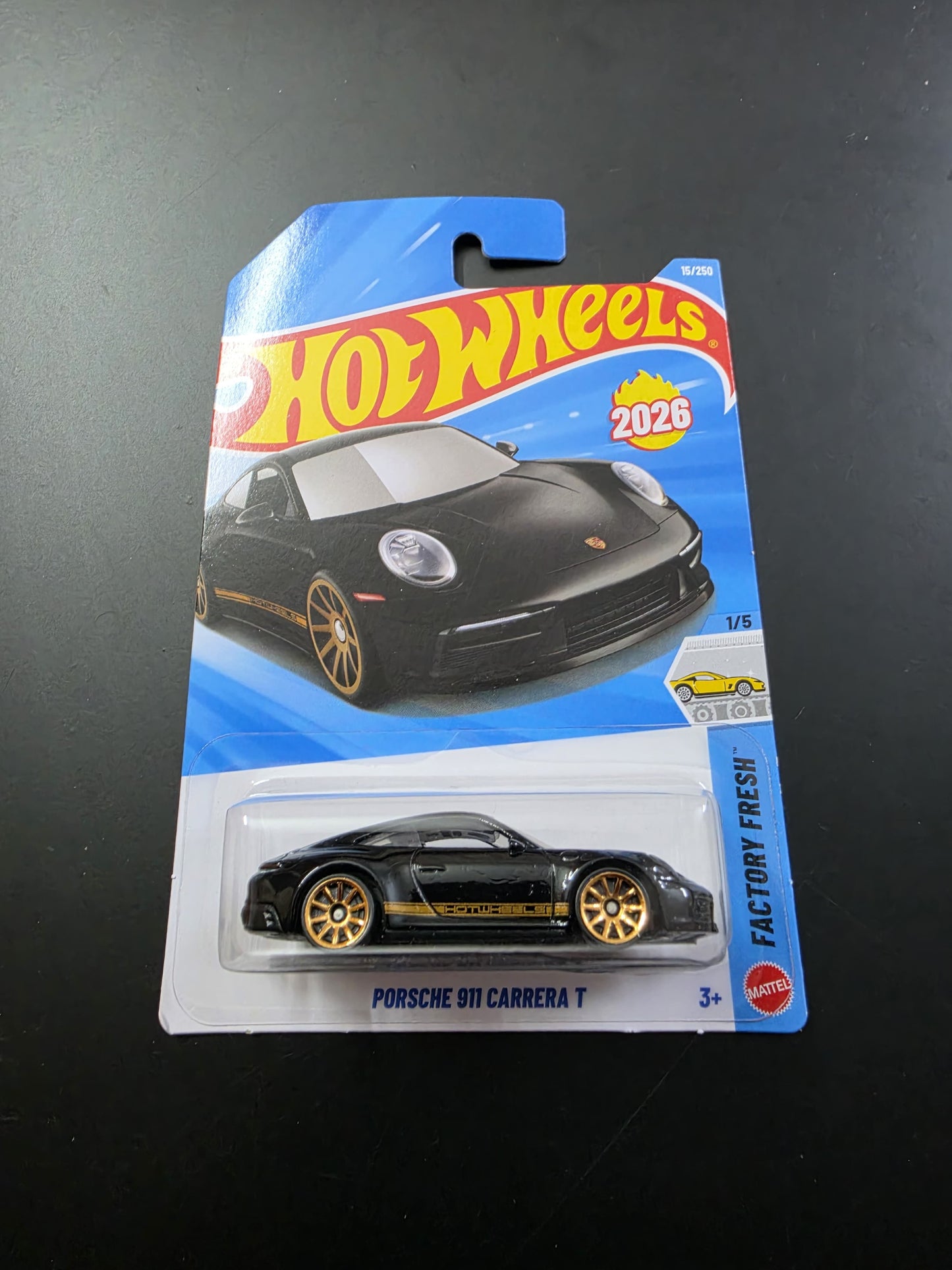 Hot Wheels Mainline G Case 2026: Porsche 911 Carrera T (Black/Gold)